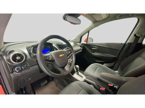 Used 2016 Chevrolet Trax LT image 10