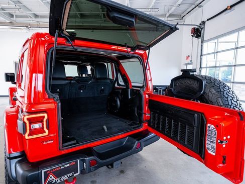 Used 2020 Jeep Wrangler Unlimited Rubicon w/ Dual Top Group image 61