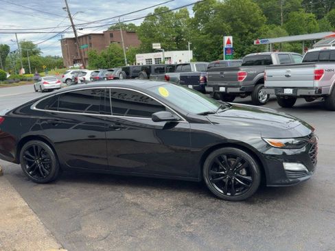 Used 2021 Chevrolet Malibu LT w/ Midnight Edition FWD image 5