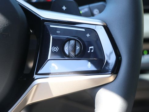 Certified 2025 BMW X3 xDrive30i w/ Premium Package image 19