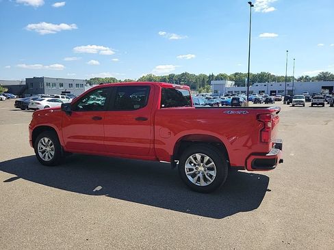 Used 2022 Chevrolet Silverado 1500 Custom AWD/4WD image 17