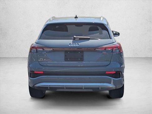 Used 2023 Audi Q4 e-tron Premium Plus image 6