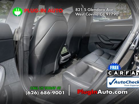 Used 2022 Tesla Model S image 9