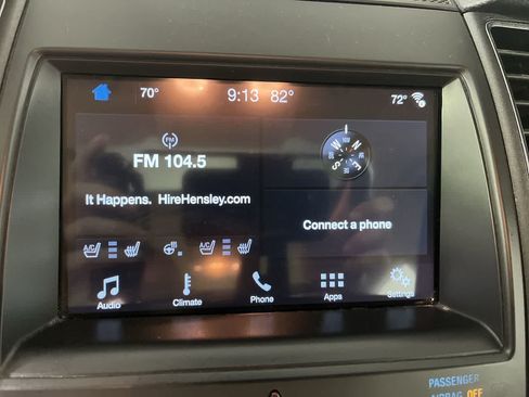 Used 2017 Ford Taurus Limited FWD image 20