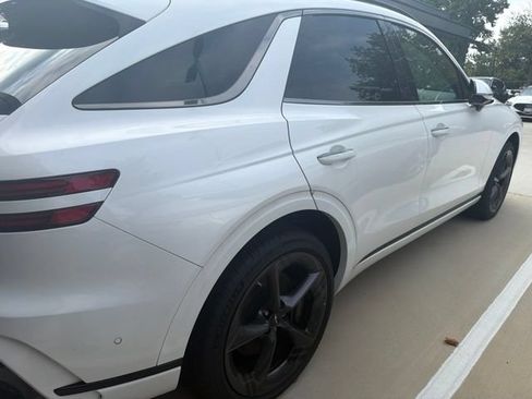 Used 2026 Genesis GV70 3.5T Sport Prestige AWD/4WD image 9