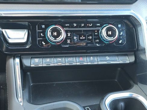 Used 2024 GMC Sierra 2500 Denali w/ Denali Reserve Package image 29