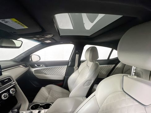 Used 2023 Genesis G70 3.3T w/ Sport Prestige Package image 23