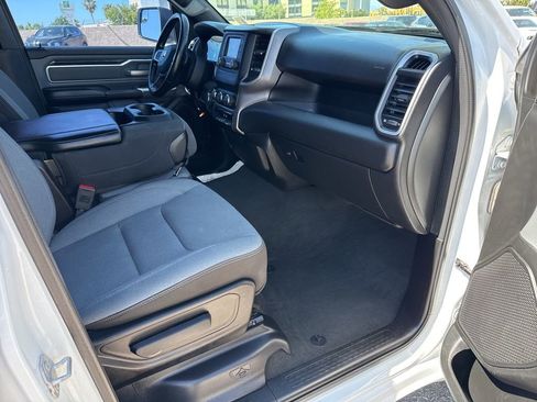 Used 2022 RAM 1500 Big Horn AWD/4WD image 23
