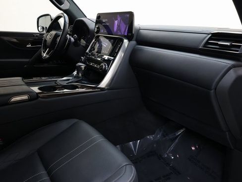 Used 2023 Lexus LX 600 4WD w/ Ultra Luxury Package image 69