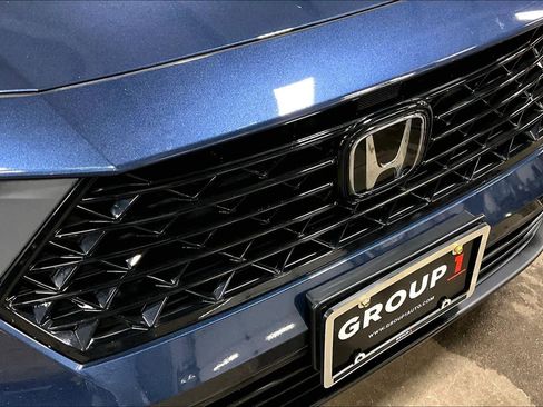Used 2023 Honda Accord EX image 29