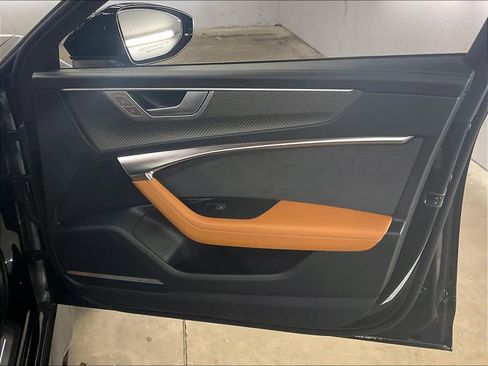 Used 2025 Audi RS 6 performance image 23