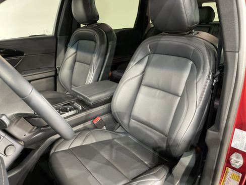 New 2024 Lincoln Nautilus Premier w/ Equipment Group 102A image 15