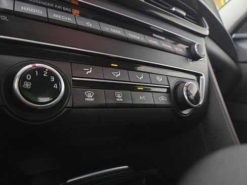 Used 2019 Kia Optima LX FWD image 24