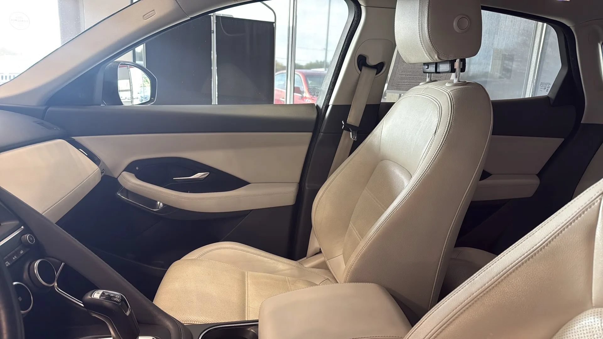 Used 2020 Jaguar E-PACE AWD/4WD image 26