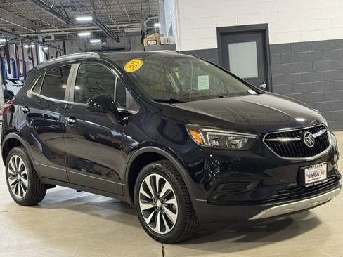 Used 2022 Buick Encore Preferred w/ Safety Package image 2
