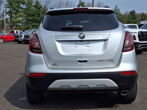 Certified 2022 Buick Encore Preferred w/ Safety Package image 5