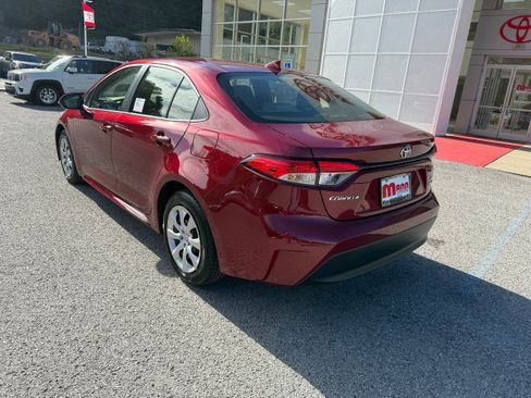 New 2026 Toyota Corolla LE image 7