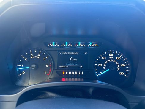 Used 2017 Ford F150 XL w/ Equipment Group 101A Mid image 14