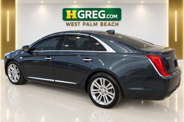 Used 2019 Cadillac XTS Luxury FWD image 2