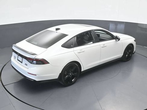 Used 2025 Honda Accord Sport image 51