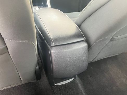 Used 2018 Ford Fusion SE FWD image 31