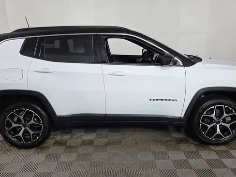 New 2026 Jeep Compass Limited image 8