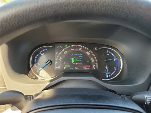 Used 2024 Toyota RAV4 XLE image 17