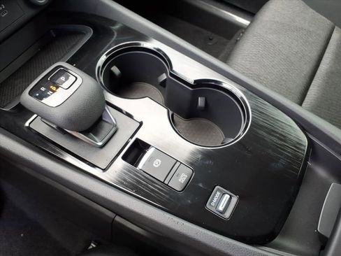 Used 2026 Nissan Rogue SV image 23