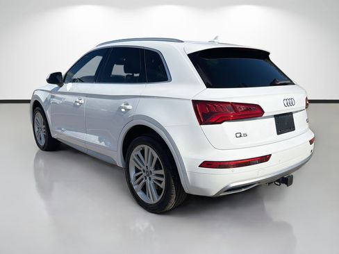 Used 2018 Audi Q5 Prestige w/ Prestige Package image 5