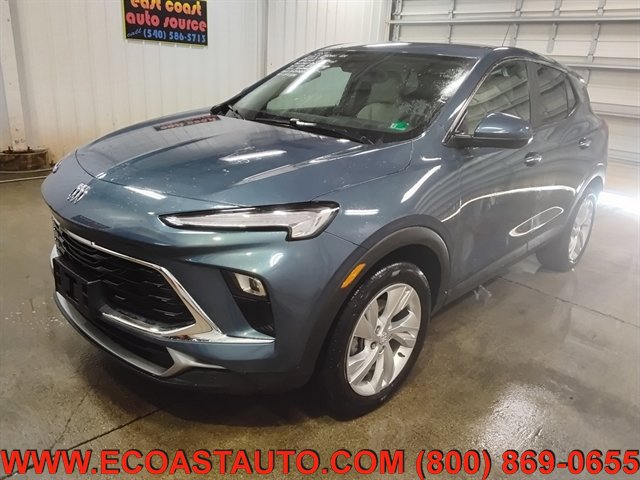 Used 2025 Buick Encore GX Preferred w/ Comfort Package FWD image 4