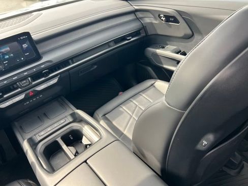 Used 2027 Kia Telluride EX X-Line w/ Towing Package AWD/4WD image 13