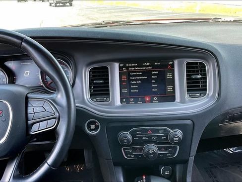 Used 2023 Dodge Charger SXT AWD/4WD image 9