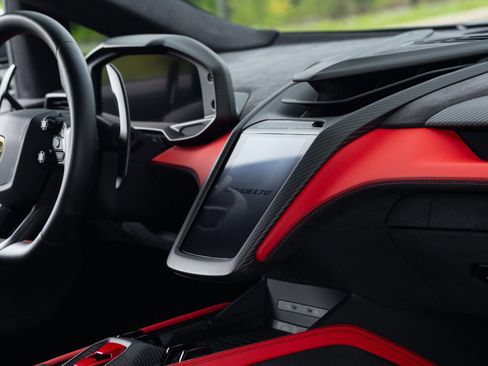 Used 2024 Lamborghini Revuelto AWD/4WD image 76