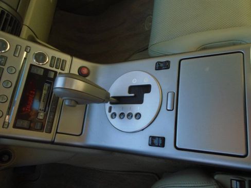 Used 2004 INFINITI G35 Coupe w/ Premium Pkg image 14