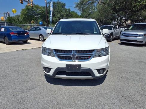 Used 2016 Dodge Journey SXT image 2