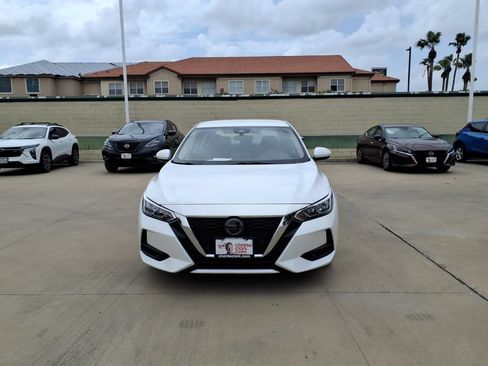 Used 2023 Nissan Sentra SV FWD image 11