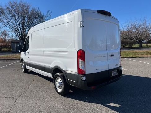 Used 2023 Ford Transit 250 Medium Roof AWD w/ Load Area Protection Package image 7
