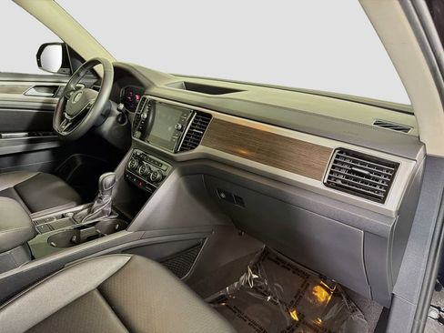 Used 2019 Volkswagen Atlas SEL R-Line FWD image 36