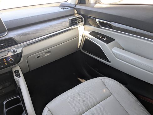 Certified 2021 Kia Telluride SX w/ Towing Package image 20