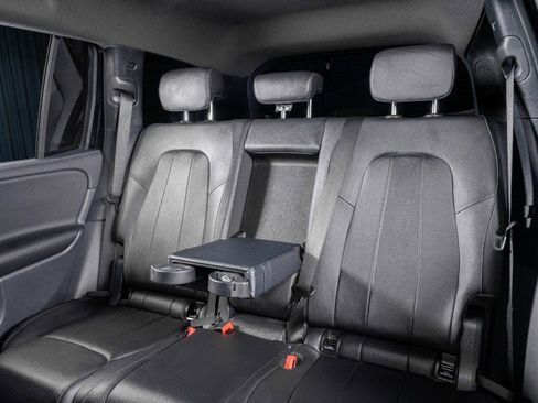 Certified 2025 Mercedes-Benz GLB 250 image 17