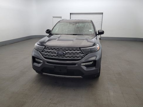 Used 2021 Ford Explorer Limited w/ Equipment Group 301A AWD/4WD image 15