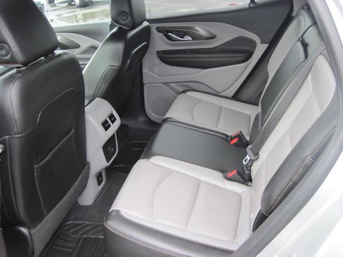 Used 2020 GMC Terrain SLT w/ Preferred Package image 8