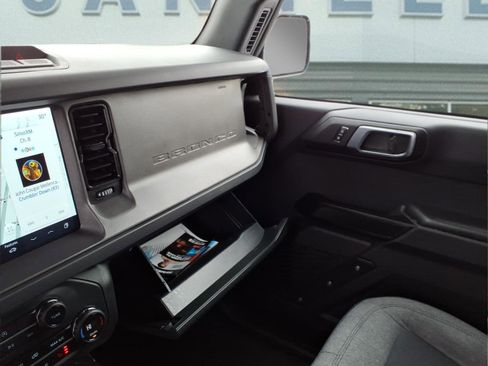 Used 2025 Ford Bronco Big Bend image 21