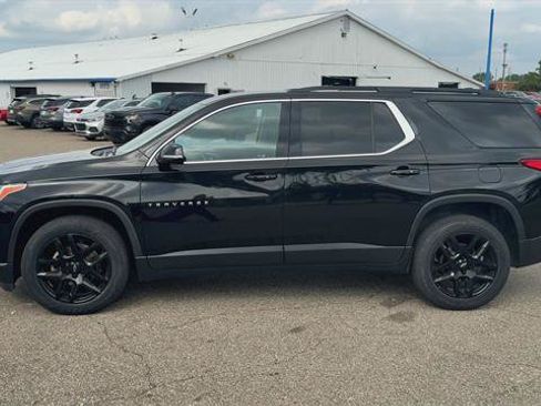 Used 2020 Chevrolet Traverse LT FWD image 5