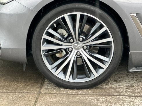 Used 2018 INFINITI Q60 3.0t Luxe w/ Sensory Package 3.0T Luxe AWD/4WD image 24
