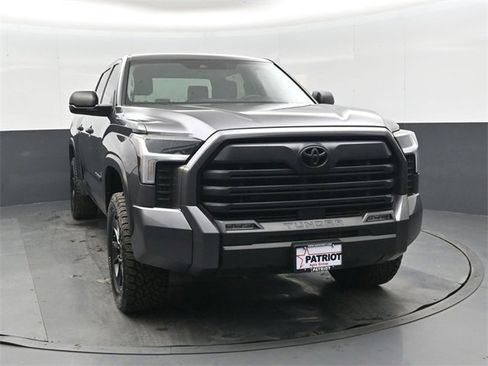 Used 2022 Toyota Tundra SR5 image 10