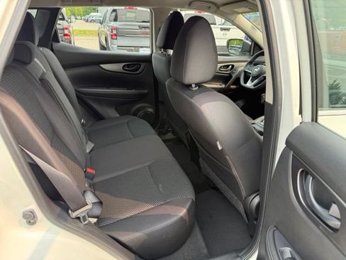 Used 2017 Nissan Rogue Sport S w/ S Appearance Package AWD/4WD image 19