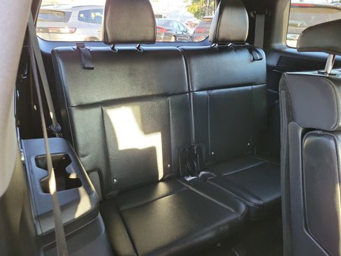 Certified 2025 Hyundai Santa Fe Limited image 24