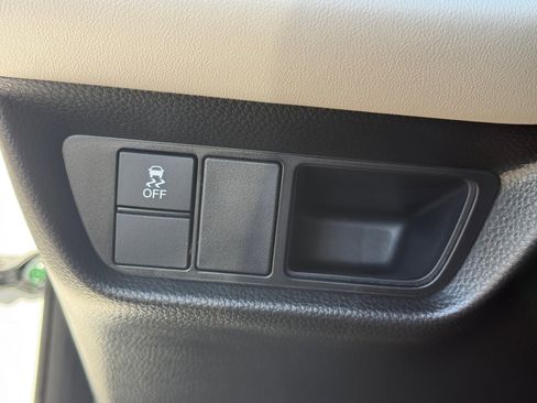 Used 2025 Honda HR-V EX-L image 24