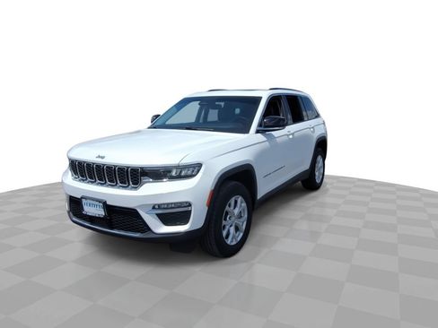 Used 2023 Jeep Grand Cherokee Limited AWD/4WD image 3
